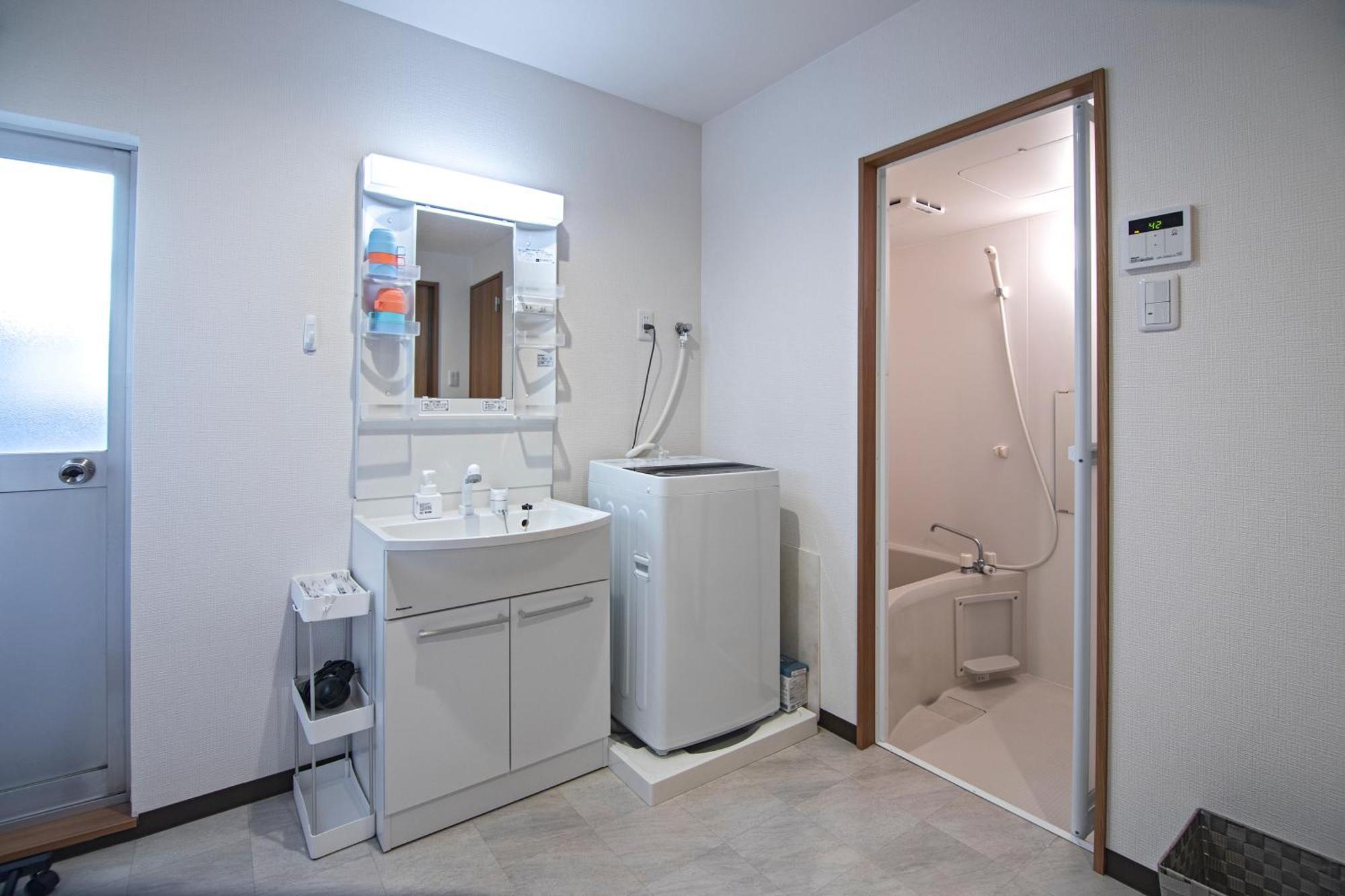 Apartamento 山house中津 最大10人 中津駅まで徒歩6分 梅田まで電車4分行ける！　 Osaka Exterior foto